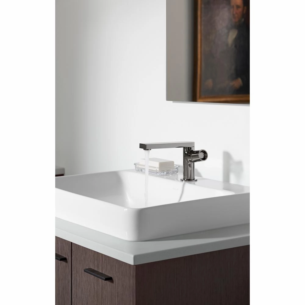 Composed Single Hole Single-Handle Bathroom Faucet with Cylindrical Handle and Drain in Polished Chr