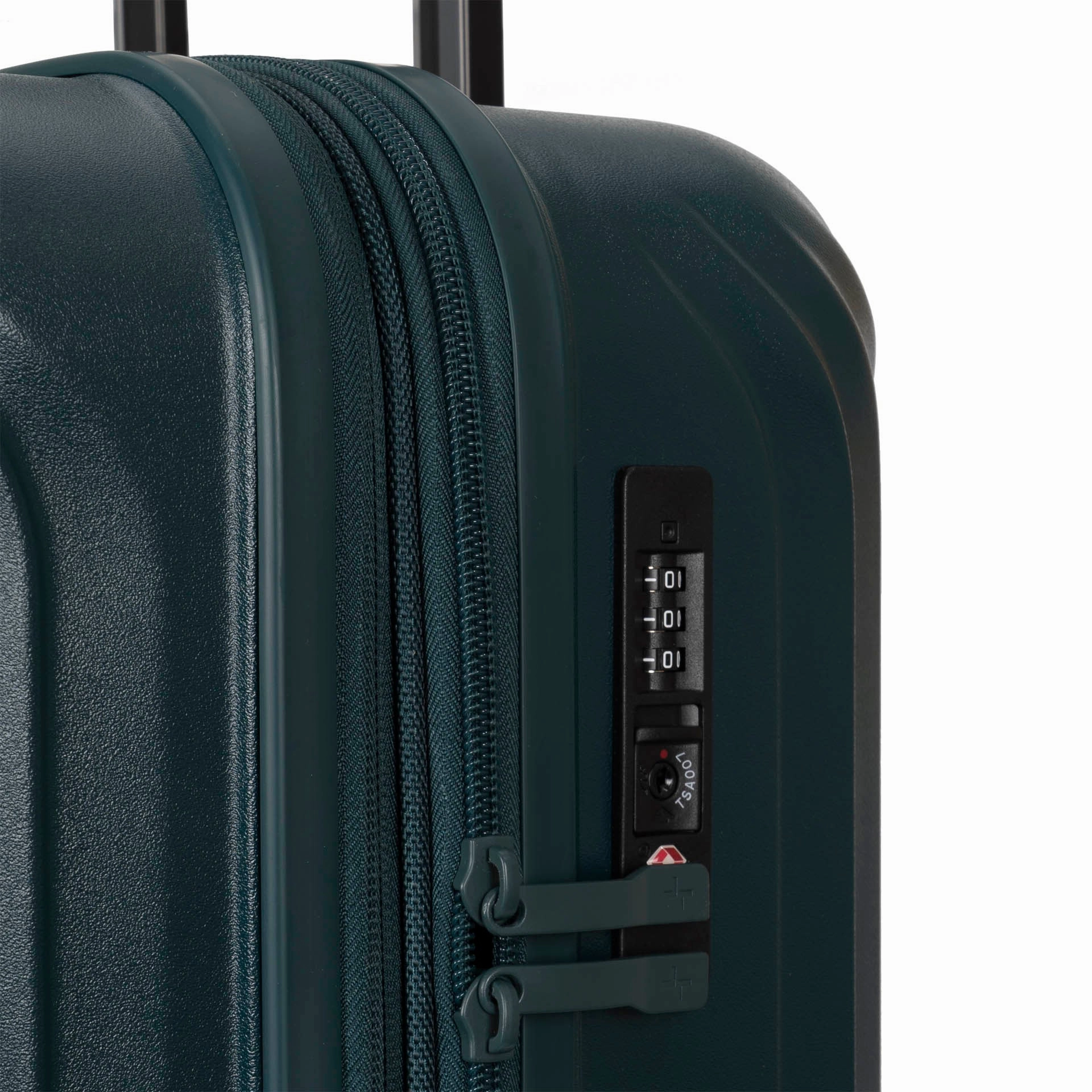 Dune Hardside 26in Luggage