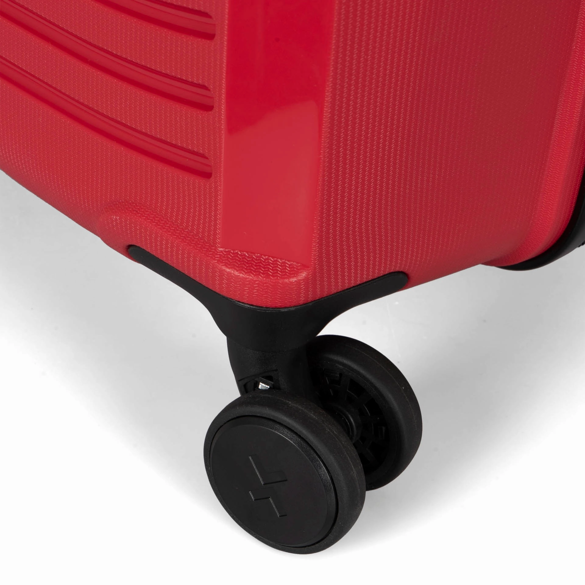 Dynamo Hardside 31" Luggage