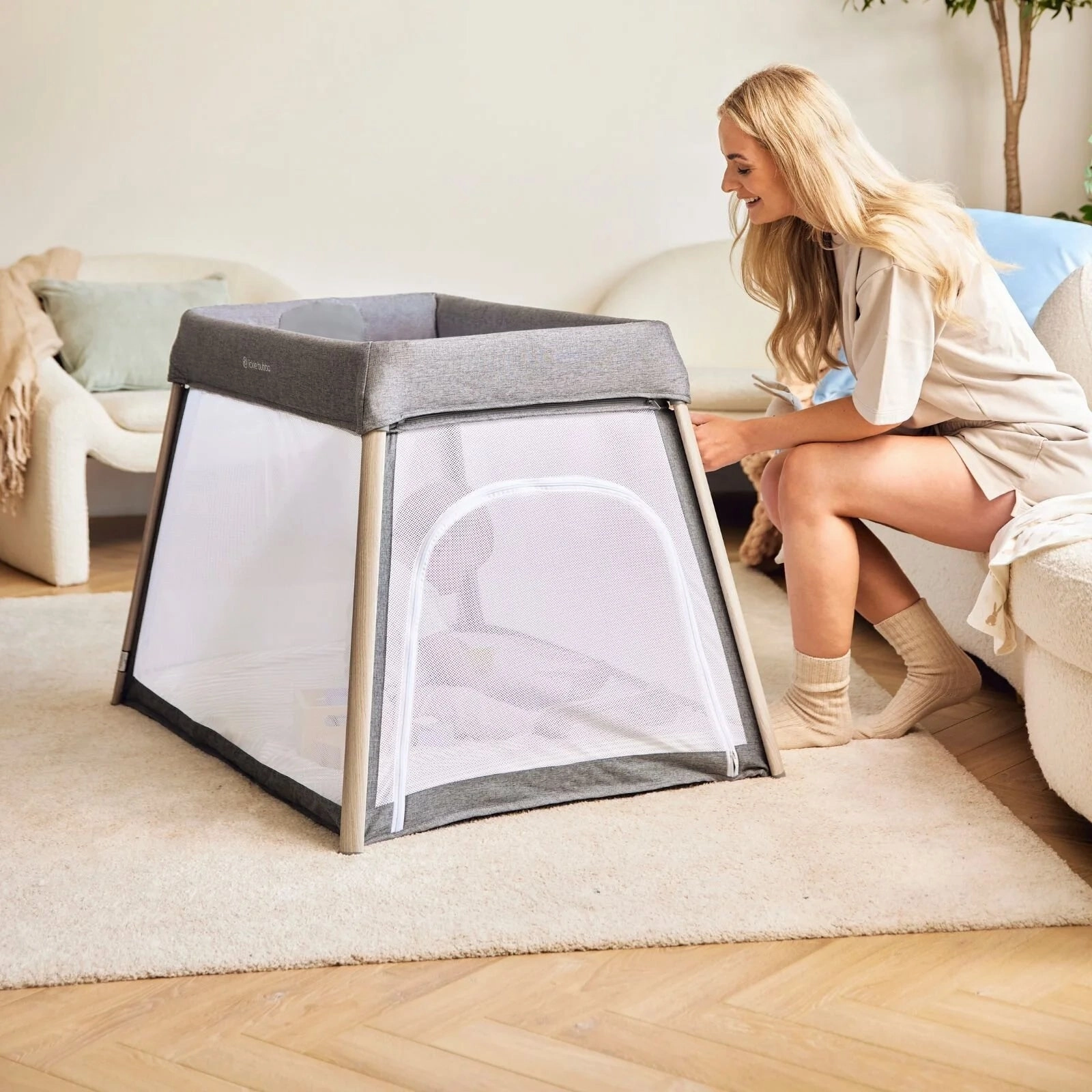Ickle Bubba Scout 3-in-1 Travel Crib Cot & Playpen - Ash Grey