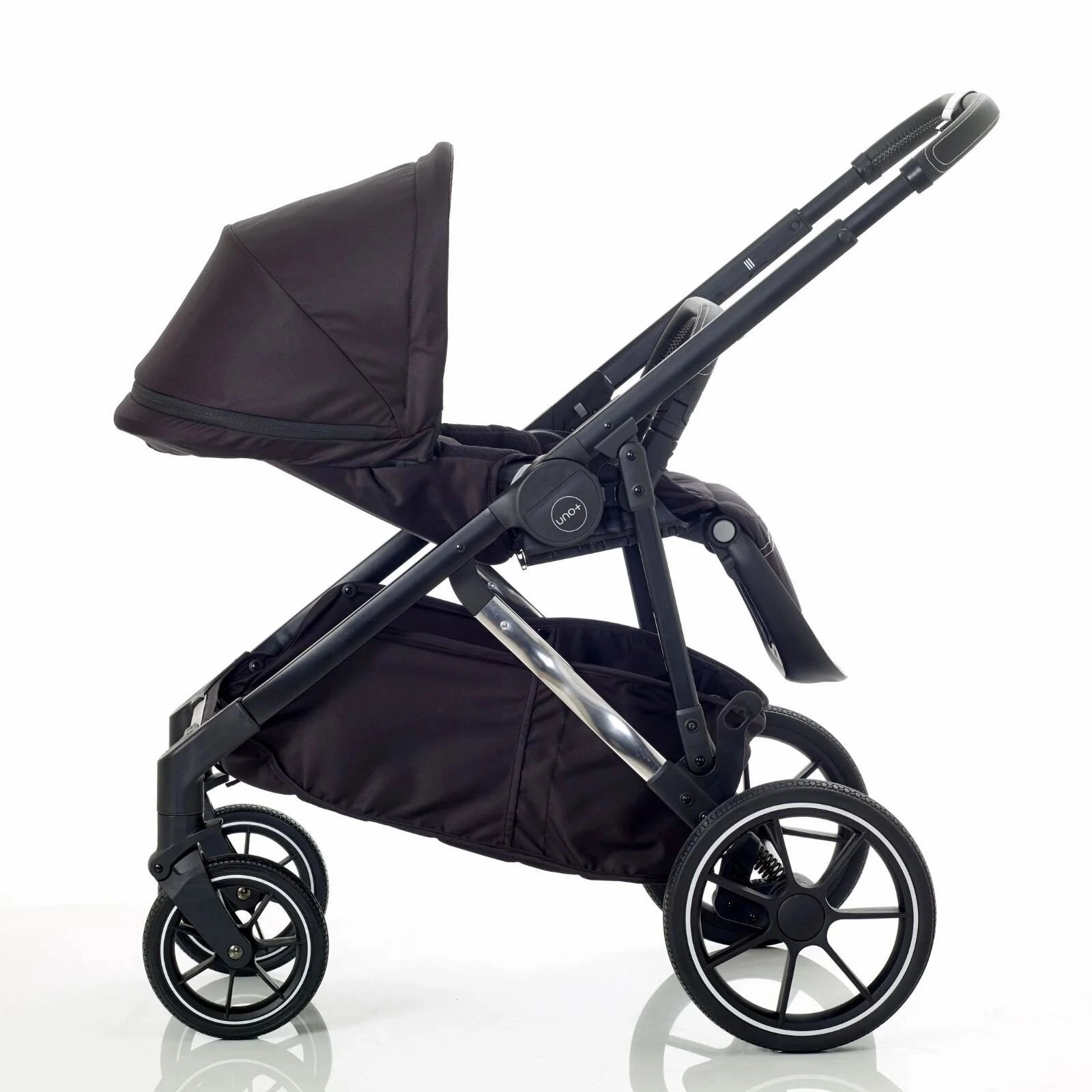 Mee-Go UNO Plus 3-in-1 with Isofix Base Travel System - Black/Chrome