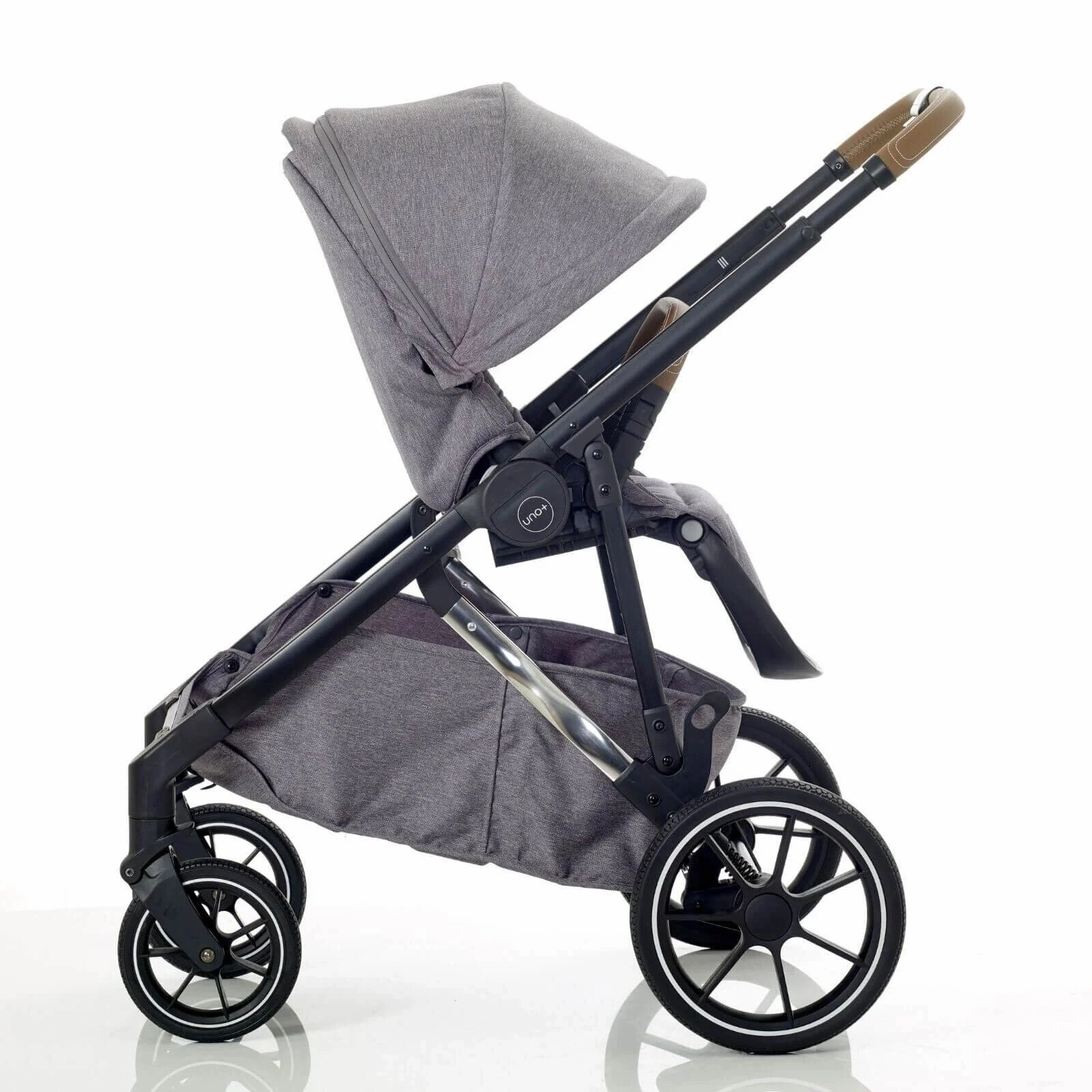 Mee-Go UNO Plus 3-in-1 with Isofix Base Travel System - Grey/Chrome