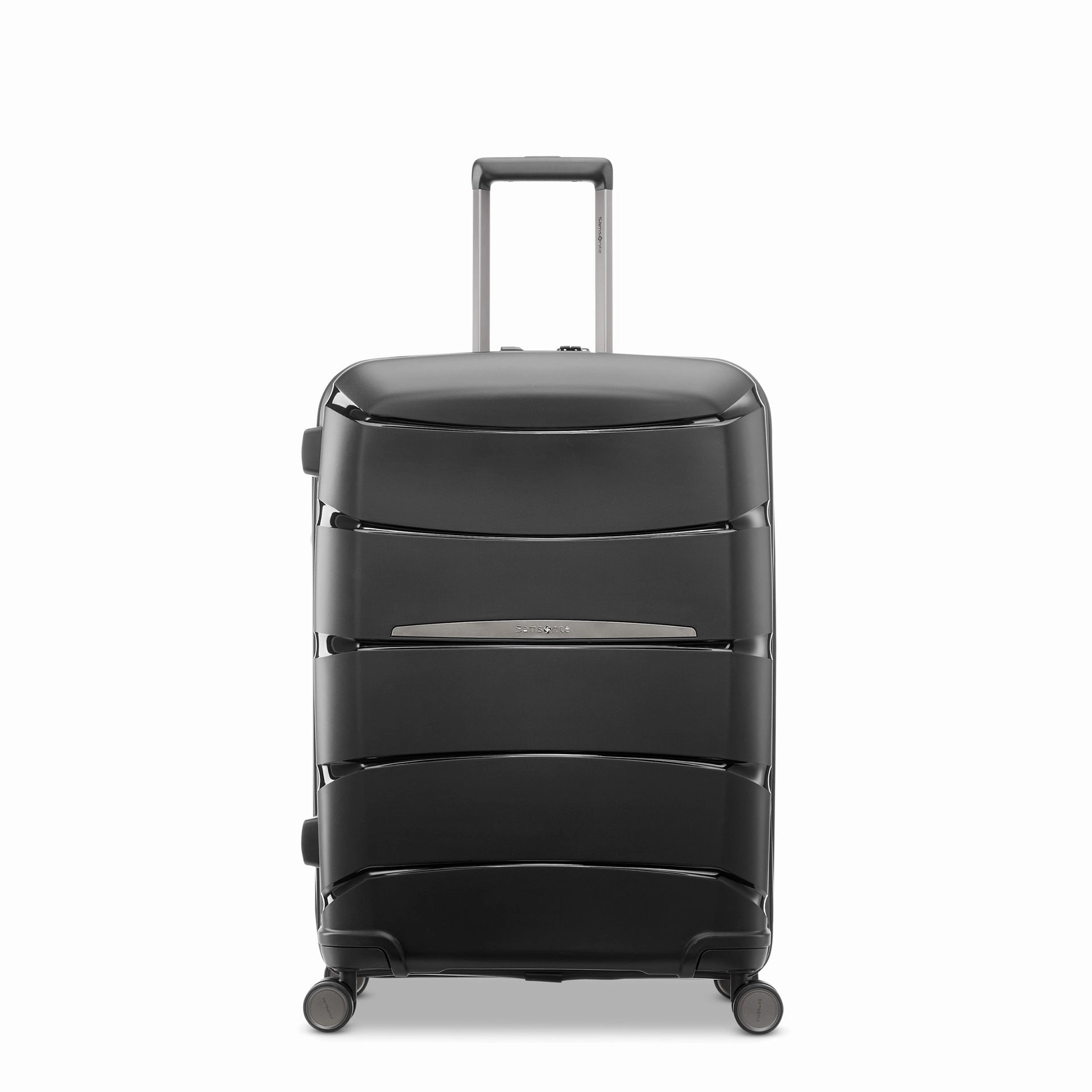 Outline Pro Hardside 27" Luggage