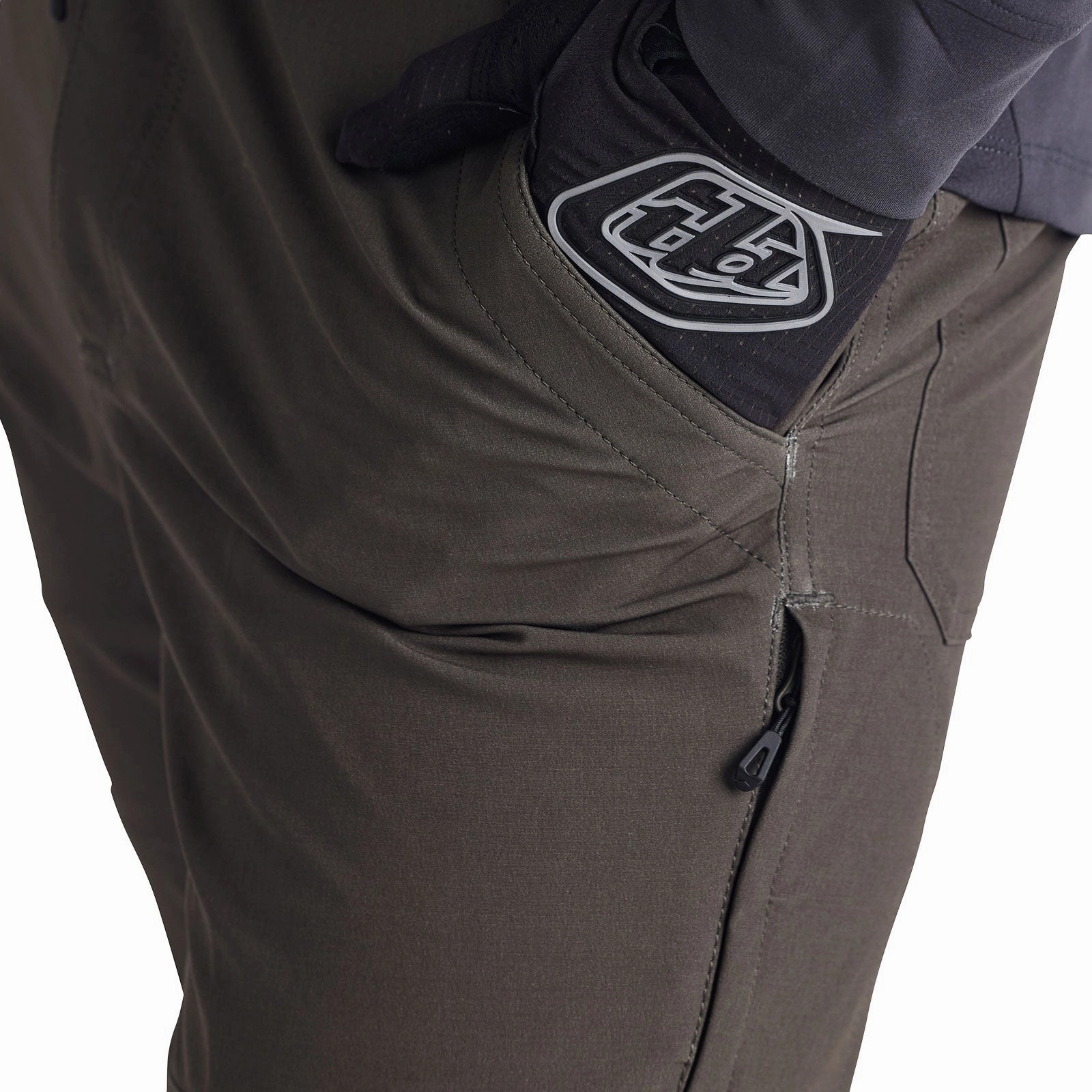Ruckus Long Travel Pant Mono Dark Pine