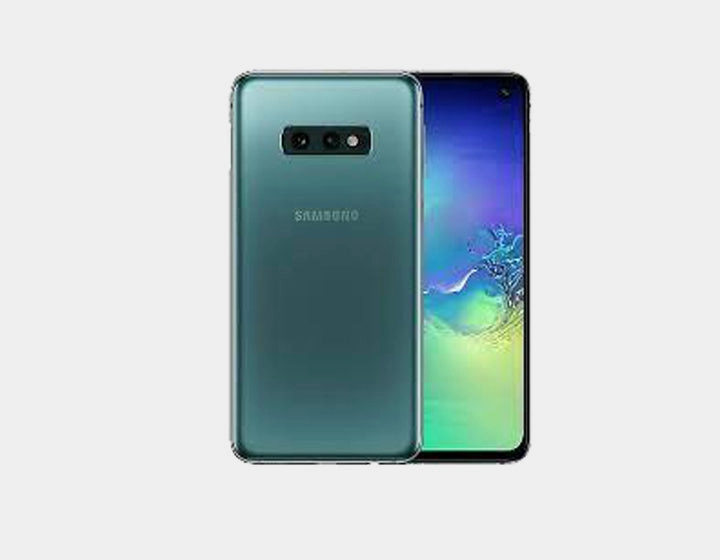 Samsung Galaxy S10 SM-G973F/DS 128GB 8GB Dual SIM Factory Unlocked (Prism Green)