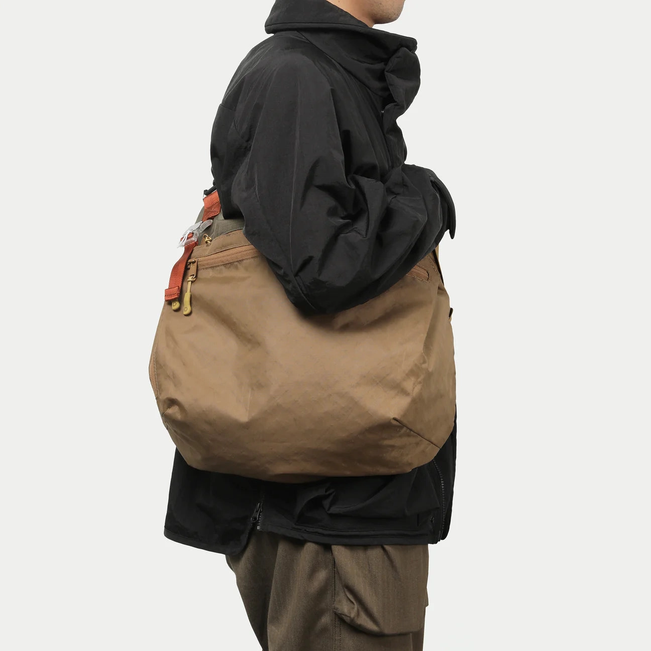 Unit Shoulder Bag - RND Edition - Dyneema - Black