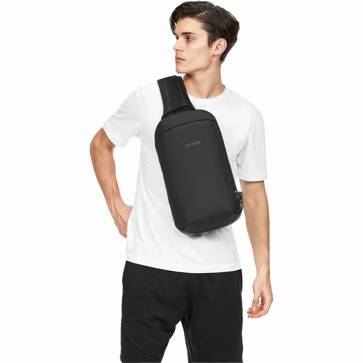 Vibe 325 ECONYL Sling Pack